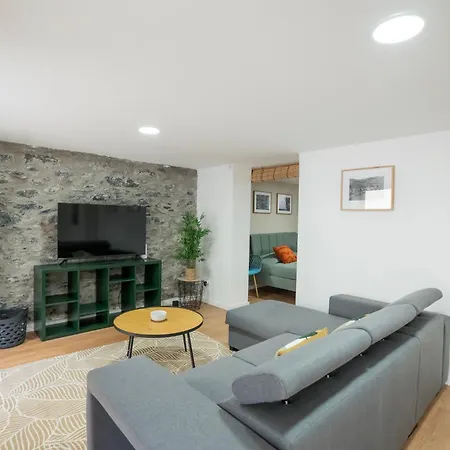 Oasls & 아파트 푼샬